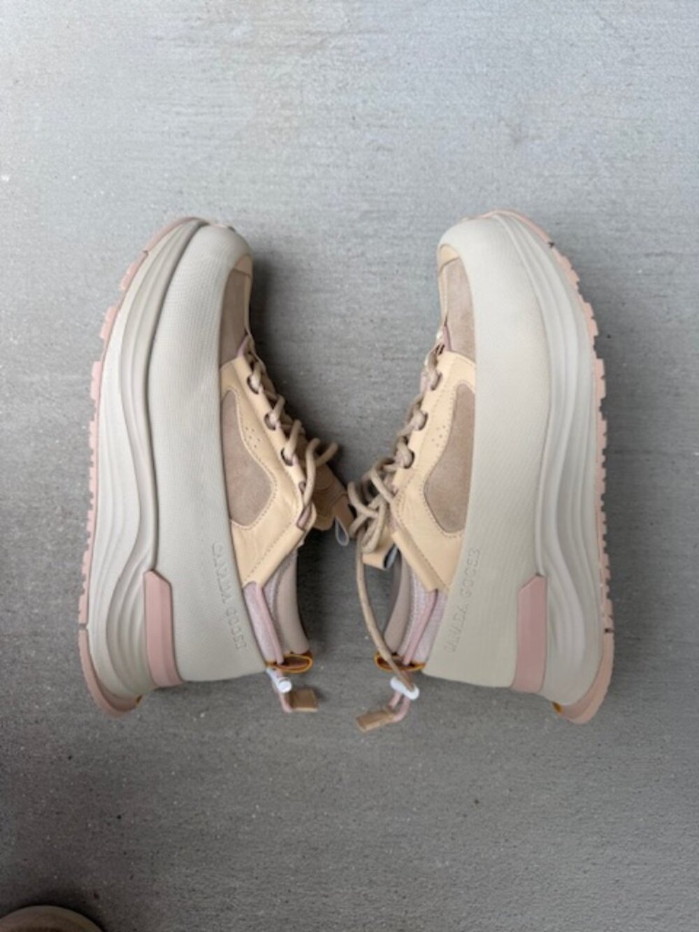 Canada Goose trail sneakers NIB 37/6 - Picture 7 of 7